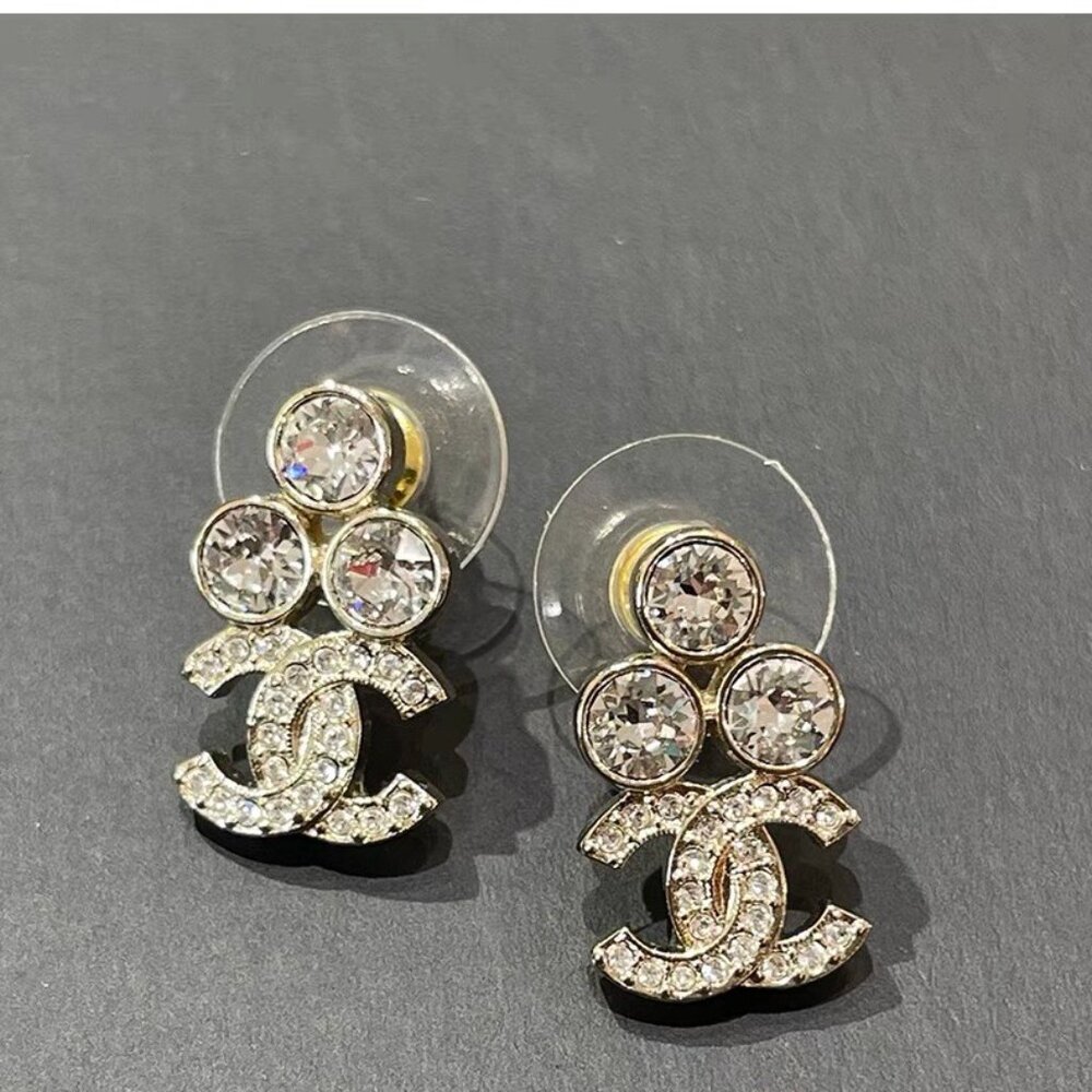 Chanel Women's Earrings - Picture 4 of 9